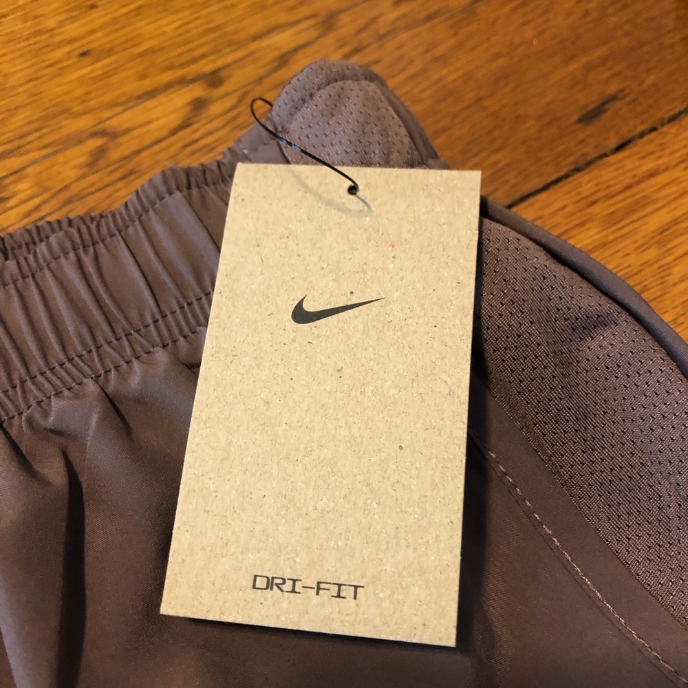 Nike Tempo Running Short NWT Plum Medium